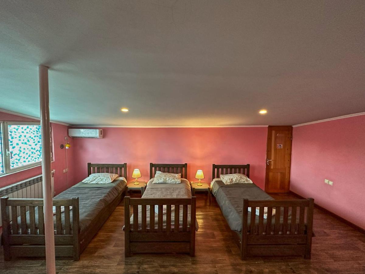 Hotel Нордвест Erywań Zewnętrze zdjęcie